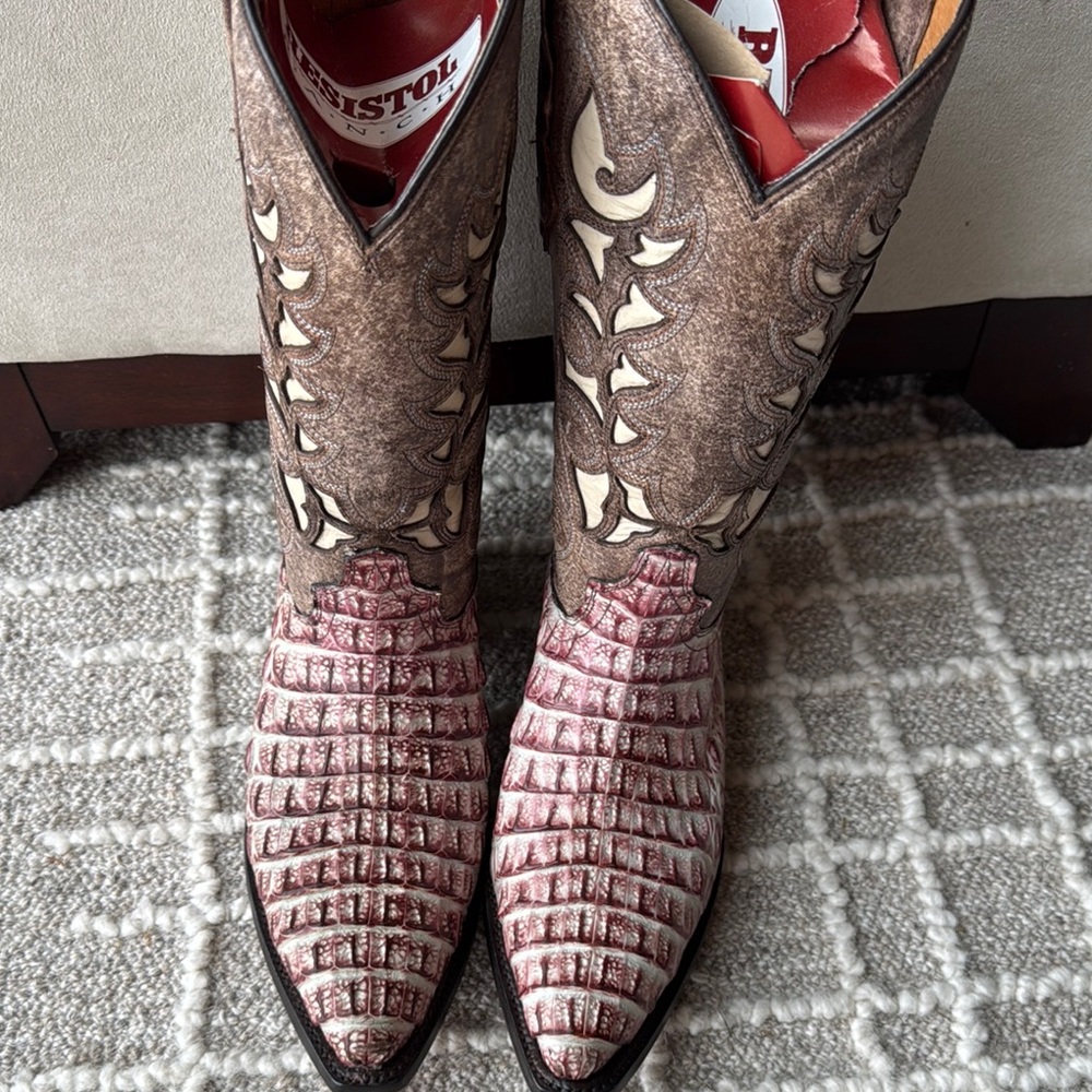Women's Resistol Ranch Western Boot worn once size 9b -